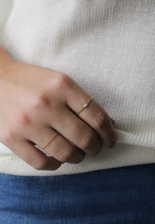 Oval Diamond Chain Ring - Solid Gold